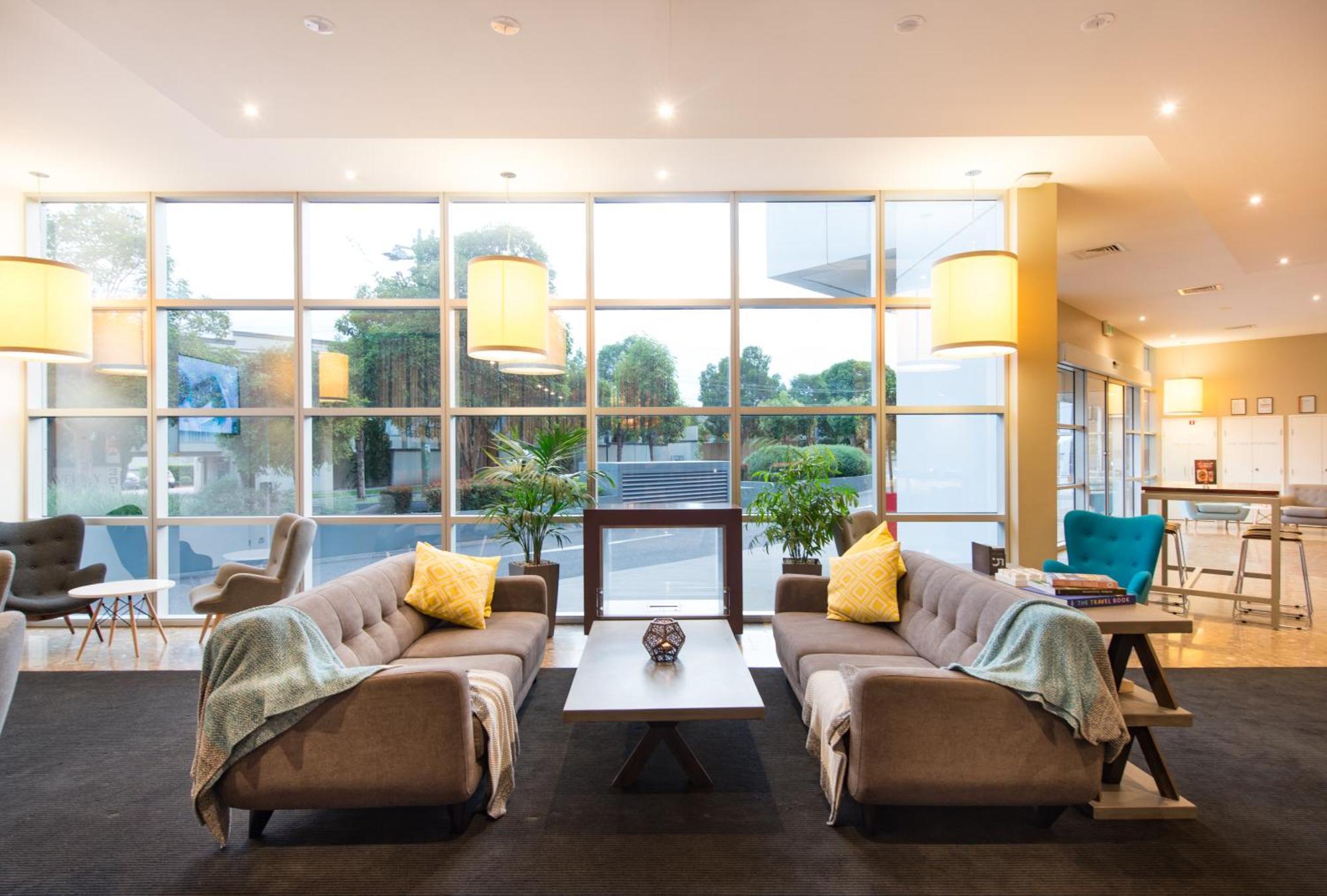 Ibis Melbourne - Глен-Уэверли Экстерьер фото